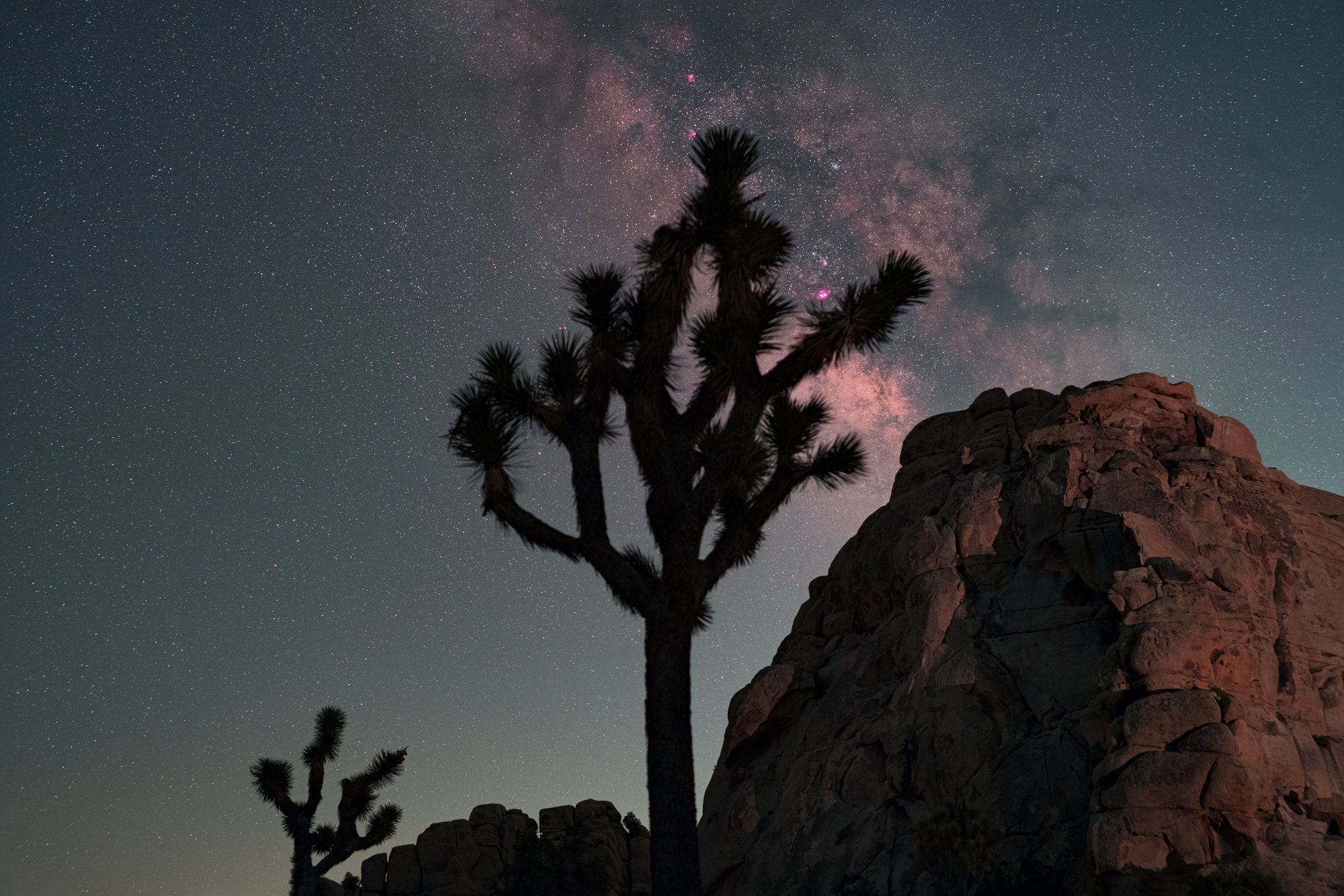 Photo by Stan Moniz. Sony Alpha 7 IV. Sony 35mm f/1.4 G Master. 8-sec., f/2, ISO 1600