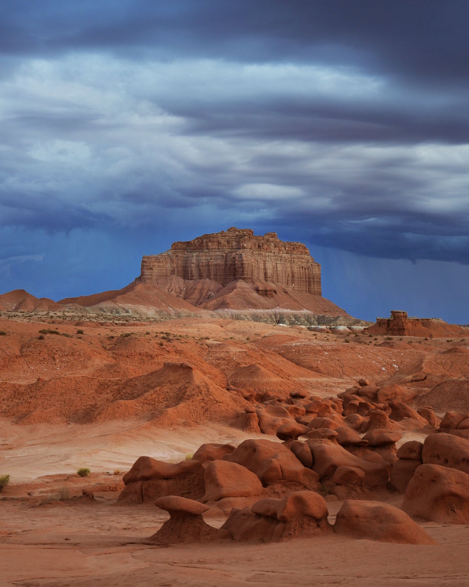 jpg/Alpha-Universe-Photo-by-Autumn-Schrock-autumn-schrock_goblin-valley-day-1.rkMQANQ8Vo-1200_bounds6xjkv7.jpg?height=1200&fit=bounds