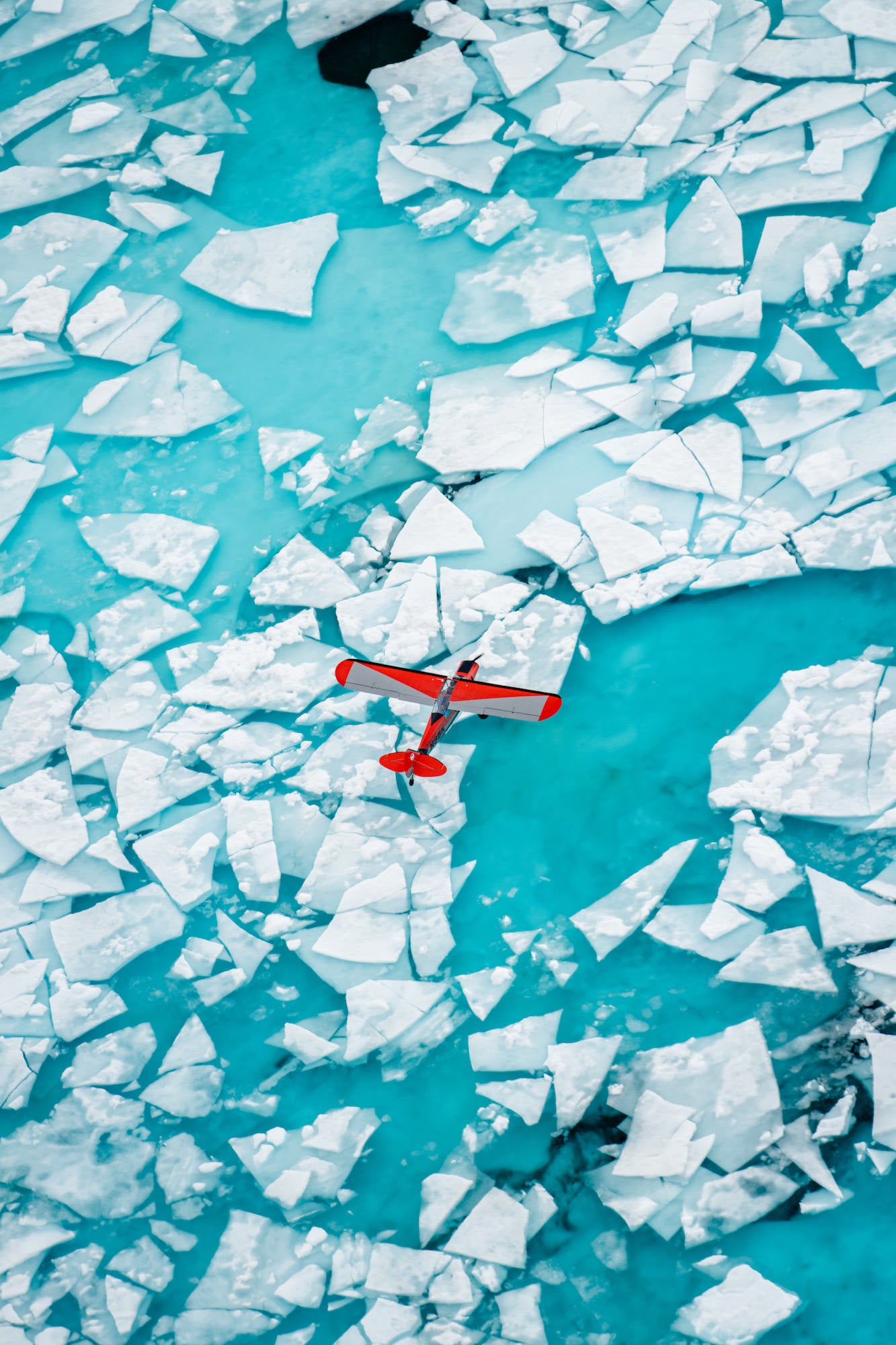 Photo by Chris Burkard. Sony Alpha 7R IV. Sony 70-200mm f/2.8 G Master. 1/1600-sec., f/4, ISO 200