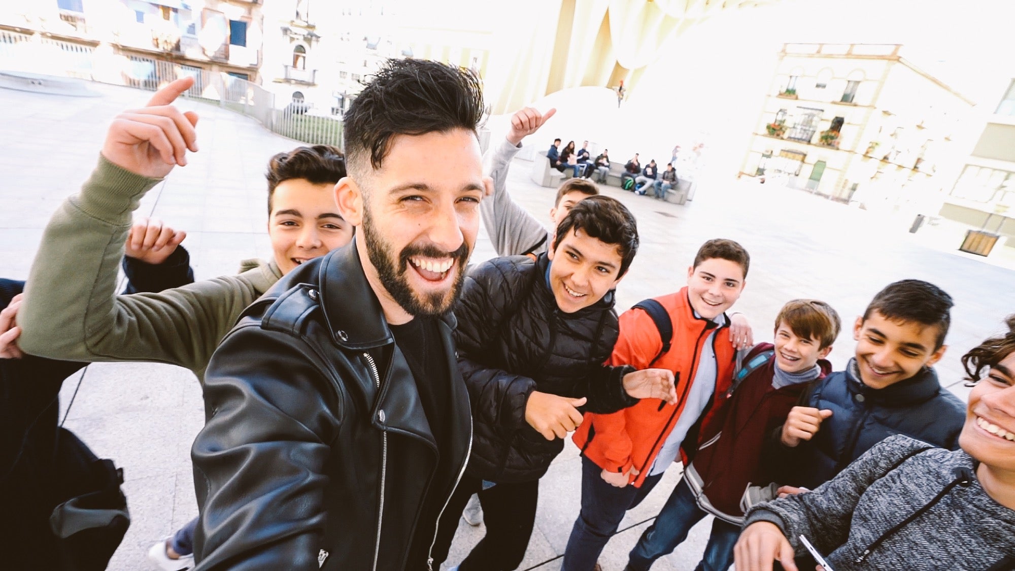 Ari-Weiss-Vlogging-4.jpg