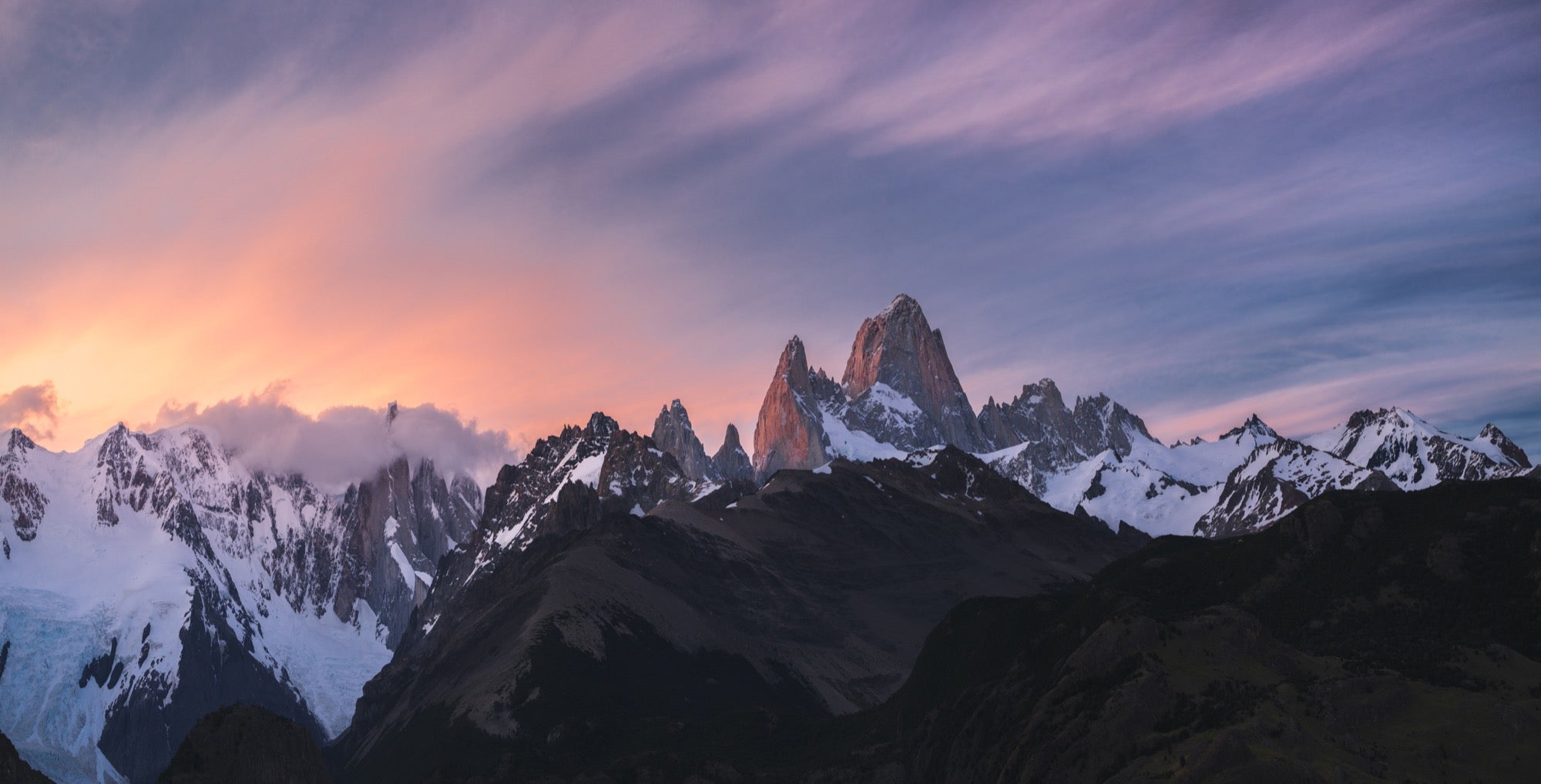 Mountain-Range-in-El-Chalten.jpg